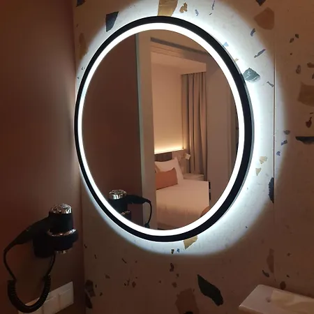 Western Portos Hotel Warszawa