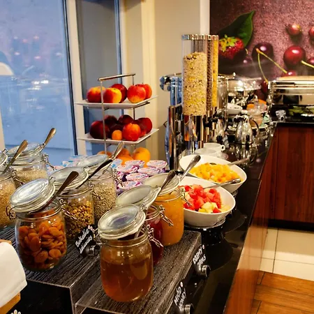 Western Portos Hotel Varsovie