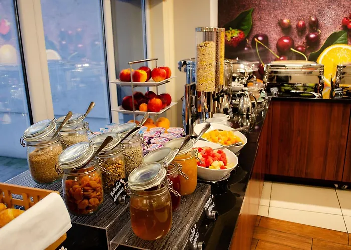 Western Portos Szálloda Varsó