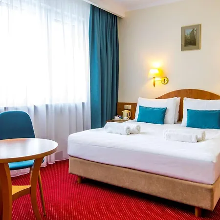 Western Portos 3* Warszawa